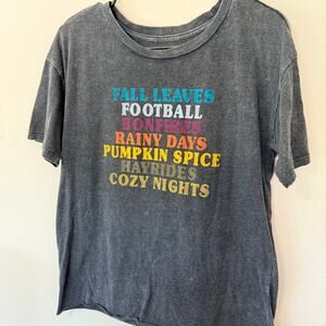 Fifth Sun graphic t-shirt size L
